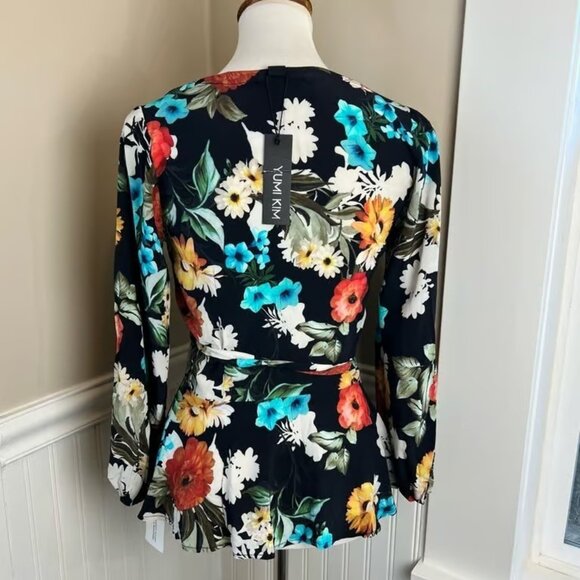 Yumi Kim NWT XS Posh Life Wrap Top - Floral Print Morning Glory flowers - Picture 3 of 3